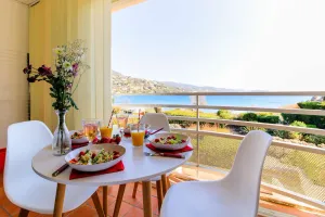 Image of Appartment right on the beach  et  sea view