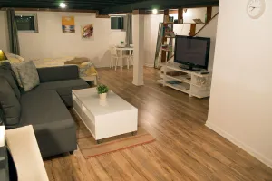 Image of ★\"No Contact\" Studio w\/ Own Entrance & Free Parking close metro bus downtown