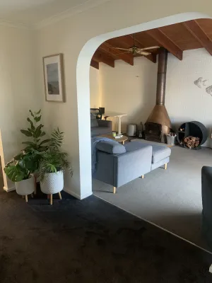 Image of Invy Haven - Relaxed Coastal, Free WiFi, Pet Friendly, Beach 500m