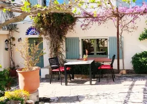 Image of Studio meublé de vacances, very quiet in nature and culture ancient and modern