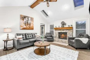 Image of Family Friendly\/4BRHome Near Legends\/Speedway\/Wifi