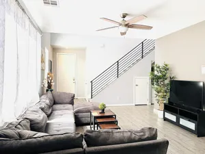 Image of newly remodel entire house , 13 minutes to strip and CC and close to malls