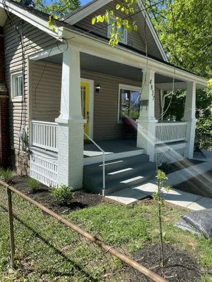 Image of Fully restored, hardwood floors, Near Lunken airport and Downtown Cincinnati