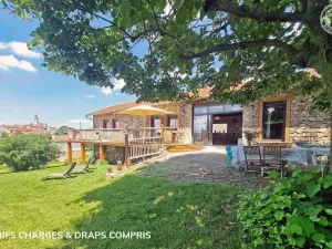 Image of Gîte 5 chambres avec jardin, terrasses et animaux acceptés - FR-1-496-326