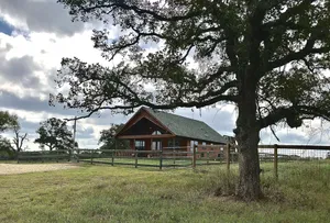 Image of Country Cabin getaway on 100 acres!