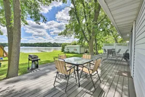 Image of ‘Sunrise Bay’ w\/ Lake Access: Families Welcome!