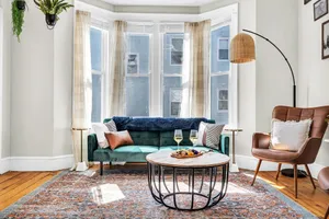 Image of Garden Gem ★ 5 Min to Old Port ★ Spacious + New