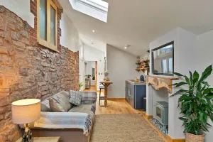 Image of Finest Retreats - Hillfarrow Hideaway