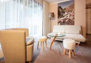 Image of 1106 Alpenrose