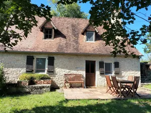 Image of Traditional Lot cottage