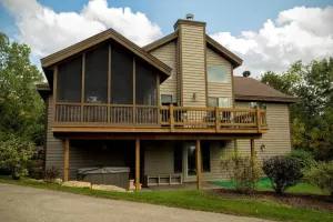 Image of Splendid Home Away From Home -5 Bdr- with Hot Tub, Splendid Home Away From Home 5 Bdr - With Hot Tu