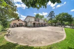 Image of Private, amazing! spacious 3BR\/ 2bath apt in Energy Corridor