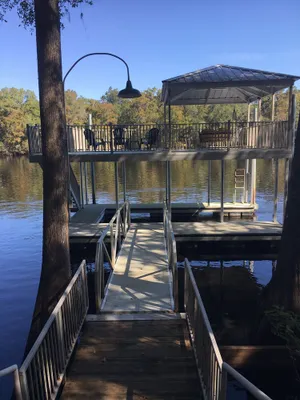 Image of Luxury on the Suwannee