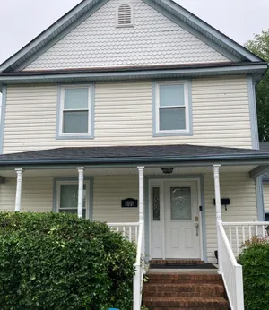 Image of Clean spacious home near Sentara Hospital