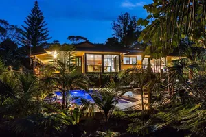 Image of Amazing Pet Friendly Beach Retreat - Pool+Firepit