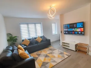 Image of Lovely home close to City Center & Rail Station