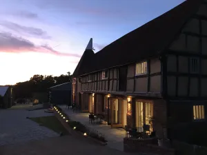 Image of Weaver's Cottages - email for a discount on 4-6 night stay