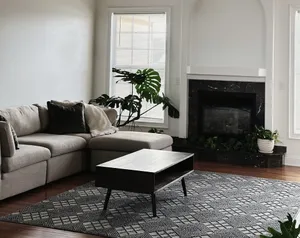 Image of 3 Bedroom Spacious Residential Home