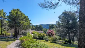 Image of A nice gite in a pleasant and calm guest house at le Barroux - Provence
