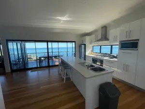 Image of Bayview Breeze