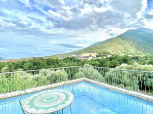 Image of Air-conditioned 3-BR Apartment with Terrace in Corte