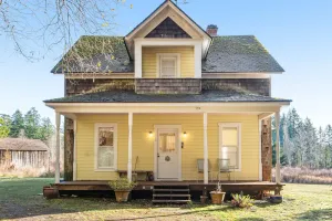 Image of Classic farmhouse with front porch & amazing sunset views - walk to town