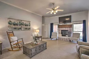 Image of Updated Edmond Home w\/ Gas Grill & Fireplace!