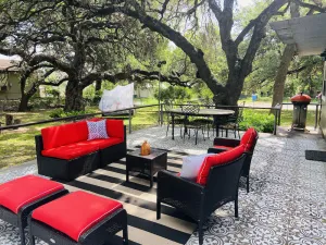 Image of Farmhouse Vineyards \"Vagabonds\" on Pecan Street, Relaxed Ranch House Glam 4 All