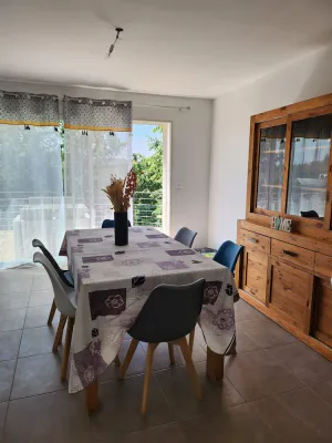 Image of Villa Neuve en Camargue, vue Campagne, Piscine