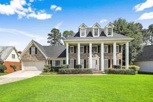 Image of Lovely 5 bed,3-fullBath !5 min to free way I-85