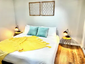 Image of Luxe Hideaway: Private Patio, Close to Wineries, 20 min to Beaches, King bed