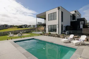 Image of The Bay View San Remo by Ready Set Stay