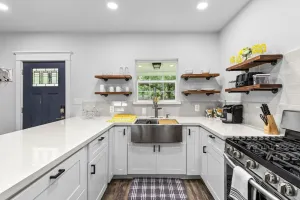 Image of Charming Bungalow in Heart of League City
