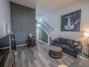 Image of Skylight on the Square- Comfort in a prime location!