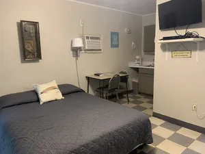 Image of Great for Fisherman-Cabin 13