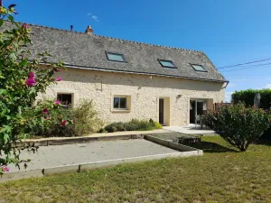 Image of Charming 6-Person Cottage Near Angers - Modern Comforts, Garden, Jacuzzi, and Family Activities