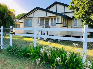 Image of Duk 'n' Willa Beach Cottage