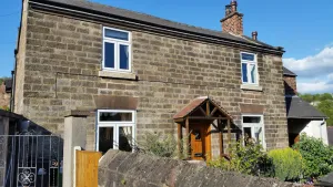 Image of Character cottage (18c) on the edge of historic Belper