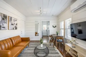 Image of Historic Heights Artist Bungalow #3