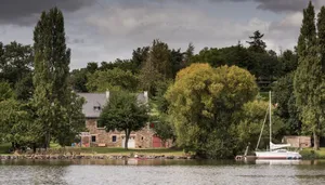 Image of Port de Folleux, waterfront accommodation with terrace in wooded garden