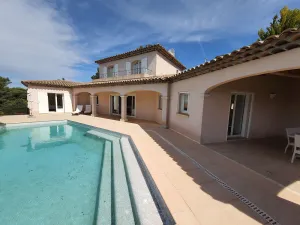 Image of Villa sur le Golf - Quartier Valescure