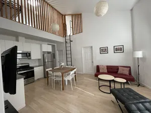Image of Loft 654B two blocks from BART