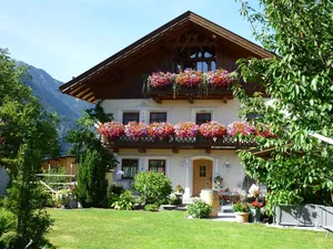 Image of Beautiful, exclusively furnished apartment with 4 edelweiss