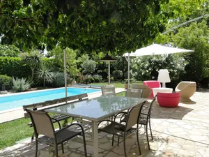 Image of Villa au Cœur de la Provence Avec Piscine