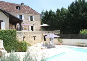 Image of Quiet Périgord property with private swimming pool