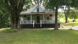Image of Farm house at the Peach Orchard in Mtns - Pet Friendly