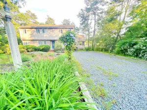Image of NEW LISTING Peace and Quiet Pond Front