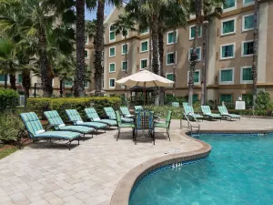 Image of Spacious Suite Near Orlando Theme Parks