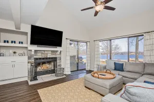 Image of Gorgeous, Completely Remodeled, Waterfront Condo on Aspen Lake!