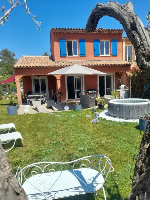 Image of Cosy villa with jacuzzi in the heart of the Côte d'Azur
